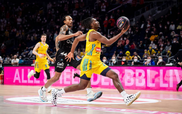 双方球队不 双方球队不